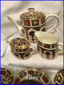 1128 Royal Crown Derby Imari Elizabeth Tea Set Cups & Saucers & Plates XXXIX