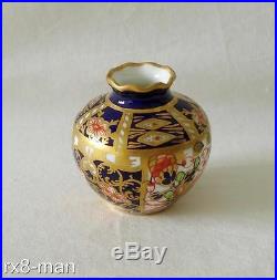 1906 Superb Antique Royal Crown Derby Imari Witches Miniature Vase Patn No. 6299