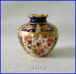 1906 Superb Antique Royal Crown Derby Imari Witches Miniature Vase Patn No. 6299