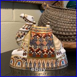 1998 Royal Crown Derby 8 Camel Imari Paperweight Figurine England Pristine