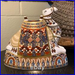 1998 Royal Crown Derby 8 Camel Imari Paperweight Figurine England Pristine