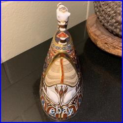 1998 Royal Crown Derby 8 Camel Imari Paperweight Figurine England Pristine