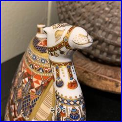 1998 Royal Crown Derby 8 Camel Imari Paperweight Figurine England Pristine