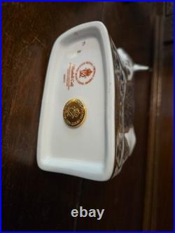 2007 Royal Crown Derby Bluebell Calf Paperweight Porcelain Figurine Gold Stopper