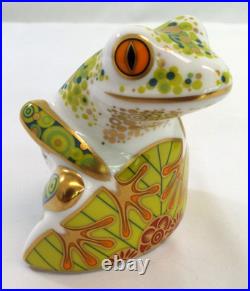 2013 Royal Crown Derby Frog Skip Paperweight Porcelain Figurine Gold Stopper