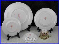 (30) Pc. Royal Crown Derby Old Imari #1128 Bone China Dinner Service for 6