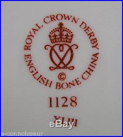 (30) Pc. Royal Crown Derby Old Imari #1128 Bone China Dinner Service for 6