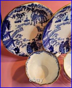 6 Royal Crown Derby Blue Mikado Tea Cups And Saucers