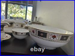 76 Piece Royal Crown Derby Derby Boarder English Bone China 8 Full Sets 1965