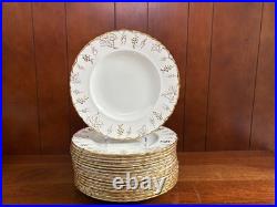 96 pcs Royal Crown Derby Vine bone china dinner service, Serve 12-16, excellen