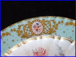 ANTIQUE ROYAL CROWN DERBY HAND PAINTED PLATE BLUE BORDER FLOWERS m