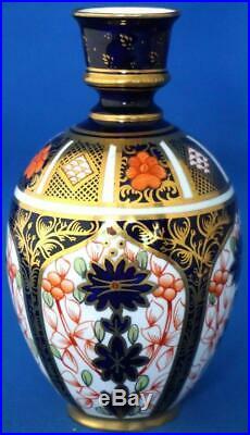 Antique Royal Crown Derby Imari Pattern Porcelain Vase Pattern 1128