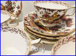 Antique Royal Crown Derby Olde Avesbury 6 Tea Cups 6 Saucers Bone China England