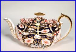 Antique Royal Crown Derby Traditional Imari Teapot from 1907