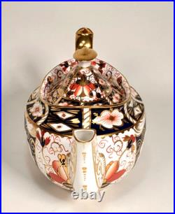 Antique Royal Crown Derby Traditional Imari Teapot from 1907