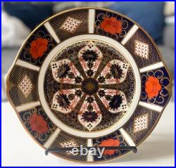 Beautiful Royal Crown Derby 1128 Bread & Butter Plate 25 cm First Quality