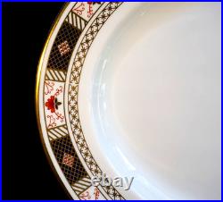 Beautiful Royal Crown Derby, Derby Border Large Oval Platter