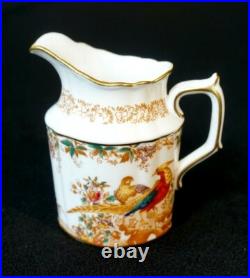 Beautiful Royal Crown Derby Olde Avesbury Creamer