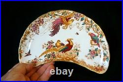 Beautiful Royal Crown Derby Olde Avesbury Crescent Salad Plate