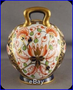 Circa 1908 Royal Crown Derby Old Imari 6299 Miniature Vase Tooth Pick Holder