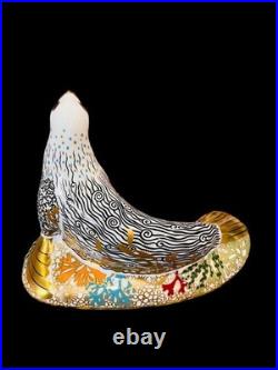 Collectible Royal Crown Derby large paperweight Sea Lion 4 1/2 H gold stopper