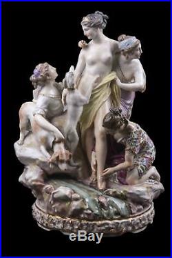 Decor Art. England. Royal Crown Derby Porcelain Figurine. Diana bathing