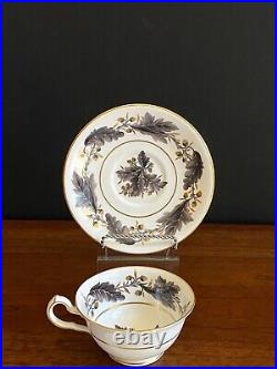 Exquisite Royal Crown Derby Portman Oak teacup Withsaucers, set 5, Gold accent, nice