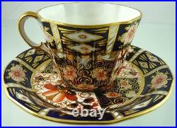 Imari 2451 Tea Cup & Saucer Scalloped By Royal Crown Derby Various 1912-1928