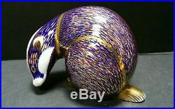Imari Paperweight Collection Royal Crown Derby Badger Figurine Blue Gold White