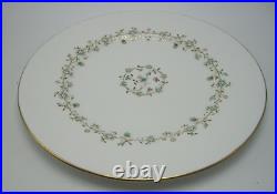 Lot of 5 Royal Crown Derby La Ronde 10 1/2 Dinner Plates A1272 Beautiful