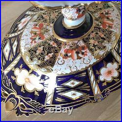 Lovely Royal Crown Derby Imari 2451 Compote. Serving Dish