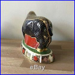 Lovely Royal Crown Derby Imari Grecian Bull Large Paperweight/Figurine