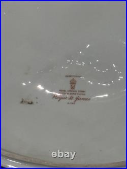 Lovely Royal Crown Derby Royal St James Covered Vegetable