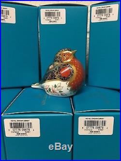 New Royal Crown Derby 1st Quality Imari Solid Gold Band Robin Paperweight