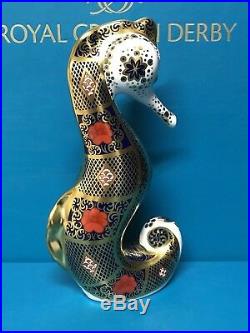 New Royal Crown Derby 1st Quality Imari Solid Gold Band Seahorse Paperweight