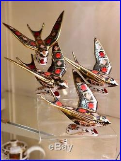 New Royal Crown Derby 1st Quality Imari Solid Gold Band Swallow Paperweight