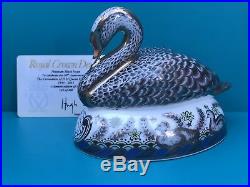 New Royal Crown Derby 1st Quality Limited Edit. Platinum Black Swan Paperweight