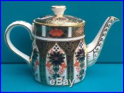 New Royal Crown Derby 2nd Quality Old Imari 1128 Large Teapot