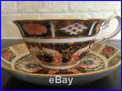 Old Imari 1128 Footed Cups & Saucers Royal Crown Derby China 6630 Teacup c1914