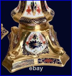 Pair 1982 1985 Royal Crown Derby Old Imari Candlesticks 1128