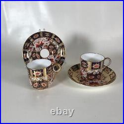 Pair of Royal Crown Derby Imari Pattern Teacup & Saucers