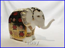 Perfect Royal Crown Derby Imari Elephant Paperweight With Gold Stopper