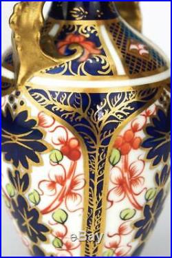 RARE FINE Antique 1902 ROYAL CROWN DERBY Footed GOLD HANDLED Vase IMARI 1128