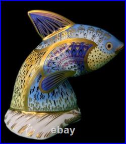 ROYAL CROWN DERBY Bone China Figurine / Paperweight Guppy Fish 970/2500