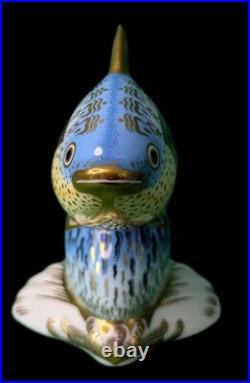 ROYAL CROWN DERBY Bone China Figurine / Paperweight Guppy Fish 970/2500