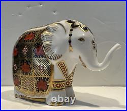 ROYAL CROWN DERBY English Bone China LIII ELEPHANT With Gold Coloured Stopper VG