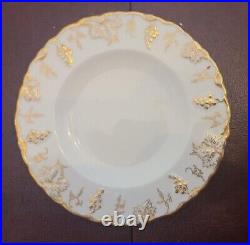 ROYAL CROWN DERBY FINE BONE CHINA VINE GOLD PATTERN Service for 6