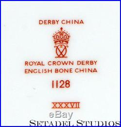 Royal Crown Derby Imari 1128 8 1/2'' Large Octagonal Bowl