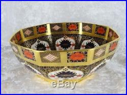 ROYAL CROWN DERBY IMARI PATTERN 1128 OCTAGONAL BOWL 25 cm