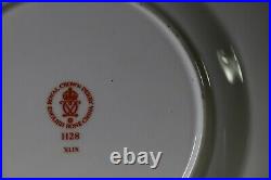 ROYAL CROWN DERBY'Imari 1128' 21.5 cm Dessert/Salad Plate, Excellent Condition